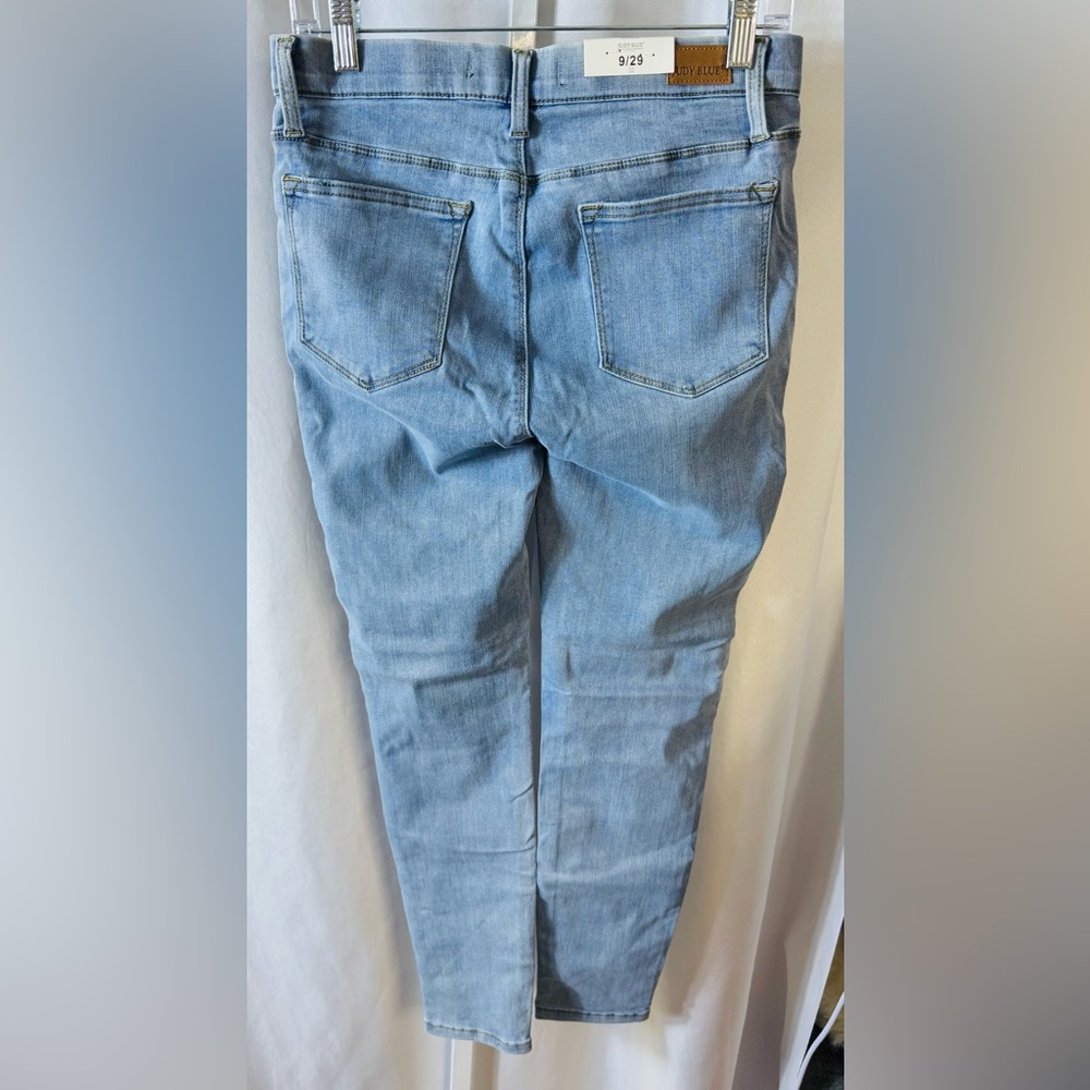 Judy Blue Mid Rise 9.5” Pull On Skinny Jeggings Light Wash Inseam 28” size 9/29 - Picture 10 of 16